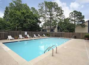 Jefferson_Arms-Baton_Rouge-1-Pool-1200w
